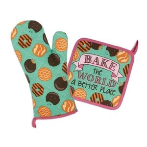 Girl Scouts oven mitt and pot holder